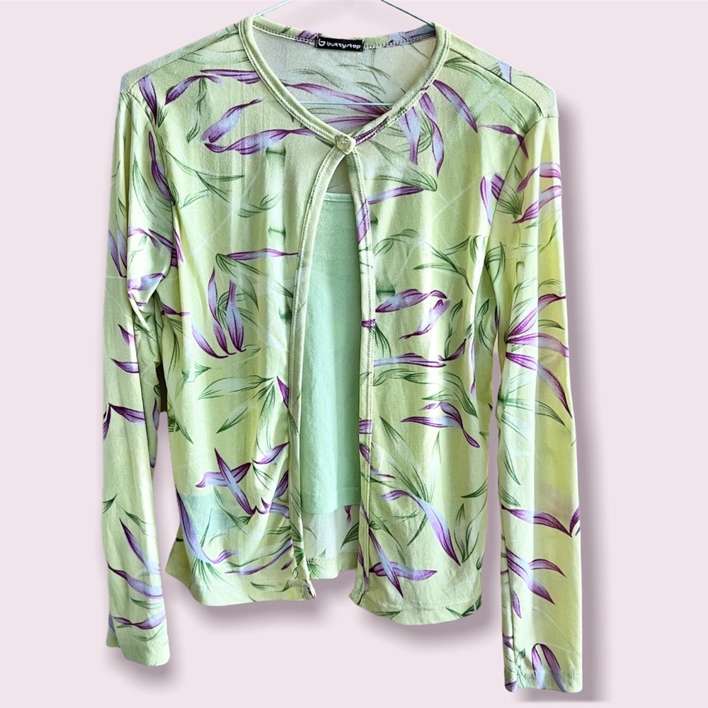 VINTAGE 90’s Mesh Top w Dreamy Floral Pattern